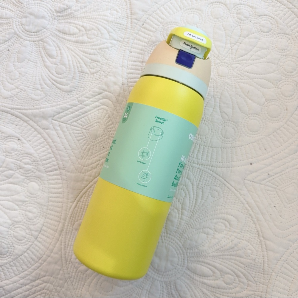 NWT Owala FreeSip Stainless steel 32oz lemon limeade